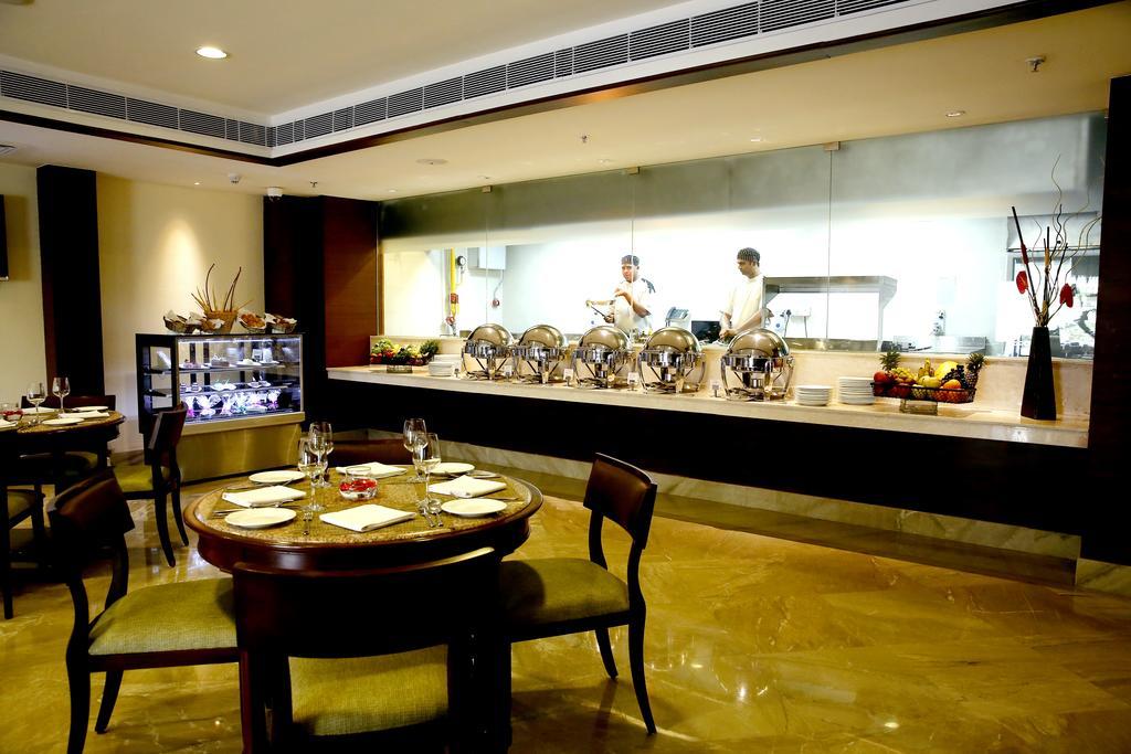 The Lalit Traveller- Airport Hotel Jaipur Exterior foto